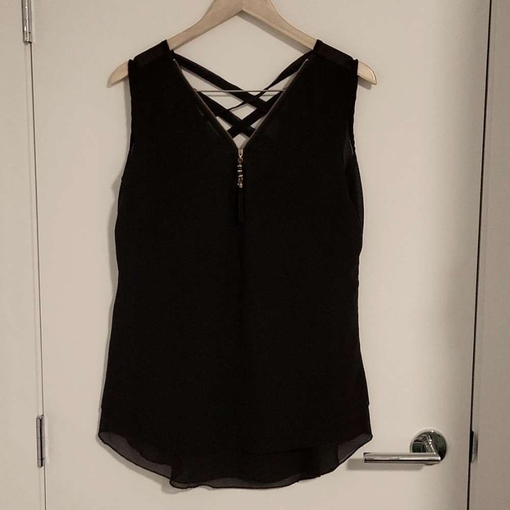 Sleeveless Tunic with Zipper Detail